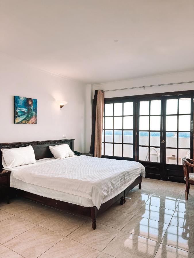 Serenity Bed & Breakfast *