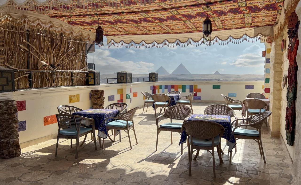 Atlantis Pyramids New Oda ve Kahvaltı