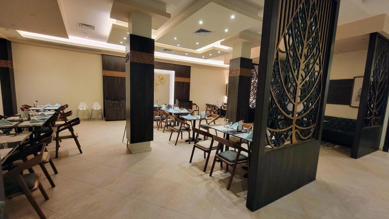 Oyster Bay - Luxury Serviced Complex