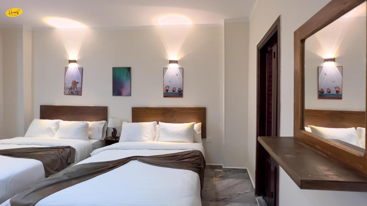 Happy View Hotel 4*
