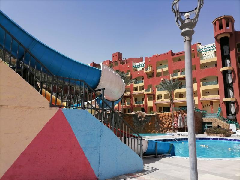 Sun & Sea And Aqua Park - Resort
