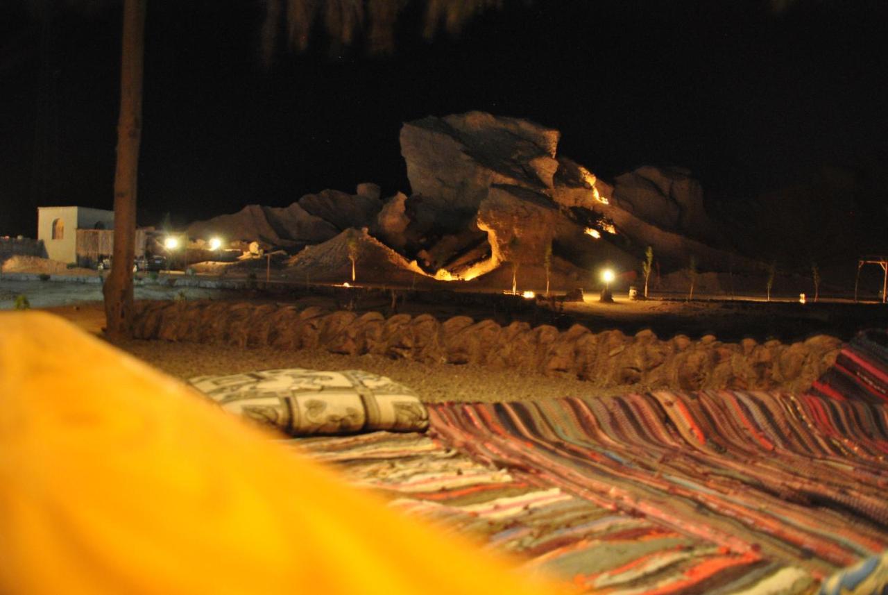 New Moon Island Camp Lodge