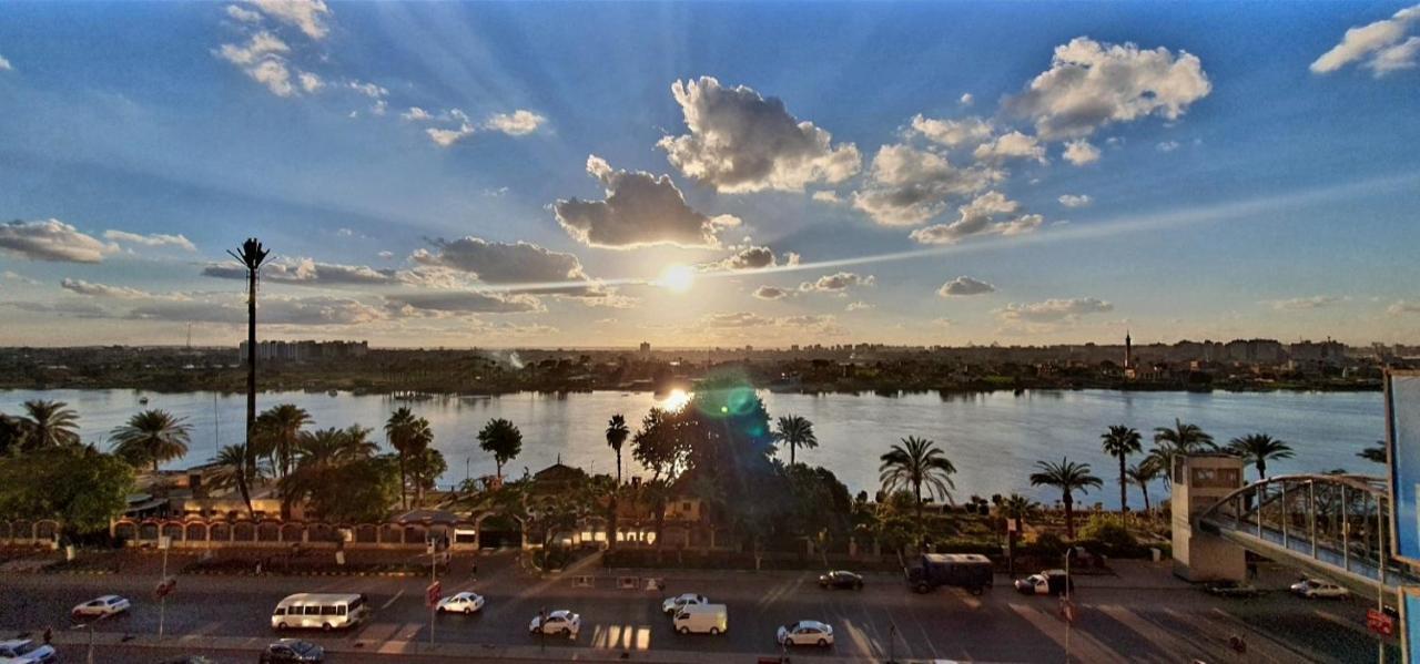 Grand Bayan & At Nile Plaza