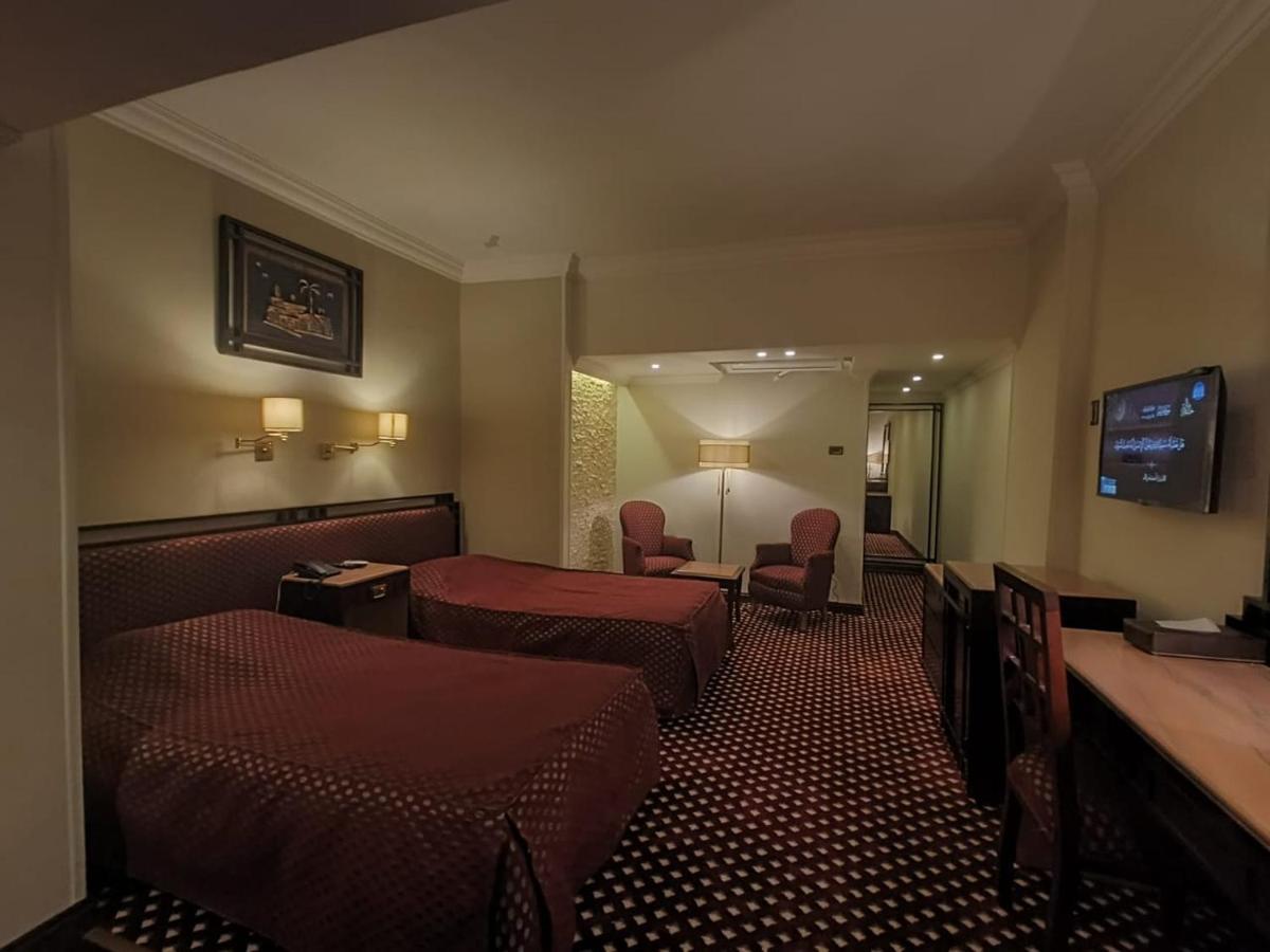 Queen Hotel