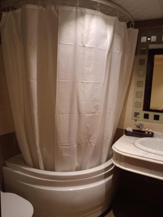 Hotel Queen