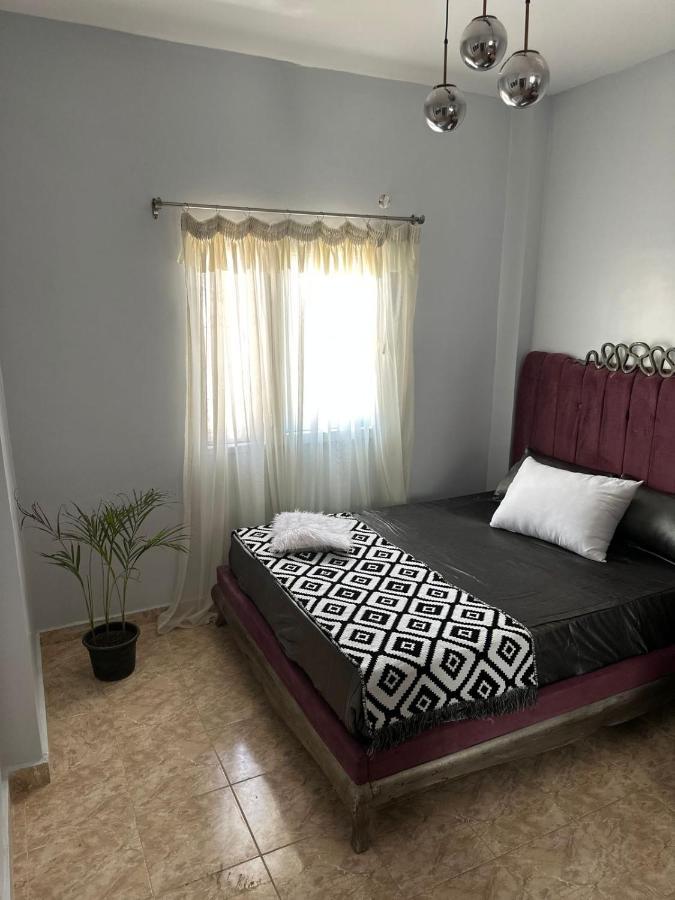 Villa In A Compound With A Rooftop In Sheikh Zayed *
