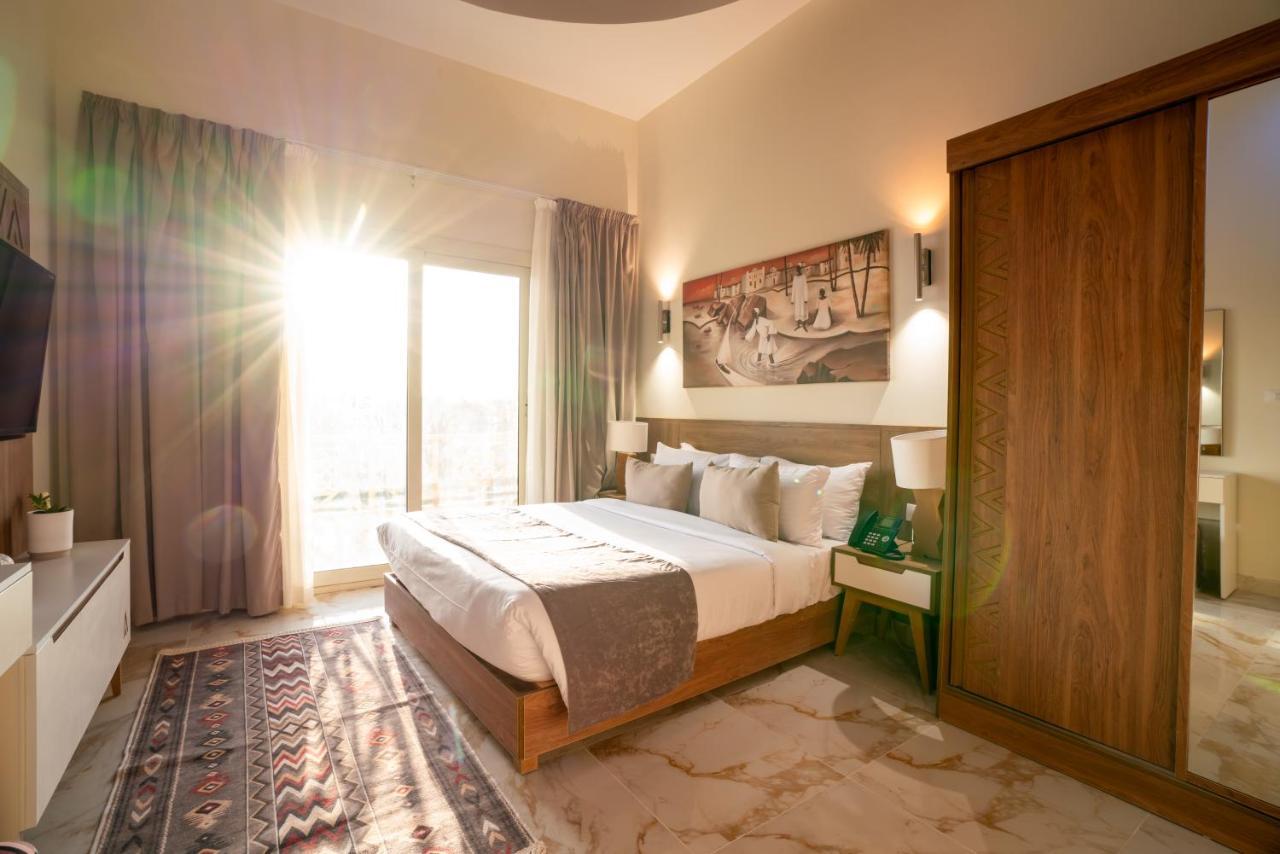 Hotel Azal Lagoons 5*