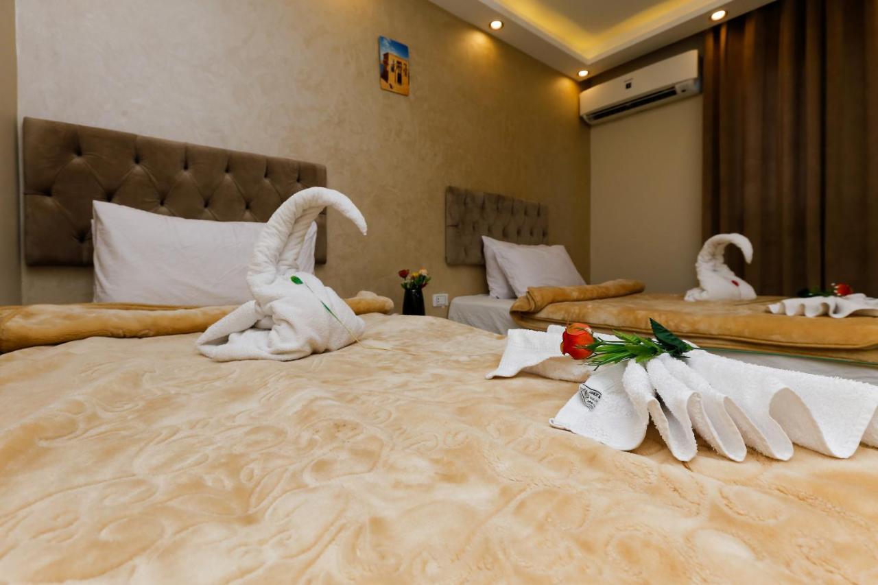 Venus Pyramids - Roof Access W Free Break Fast Kafrat al Jabal