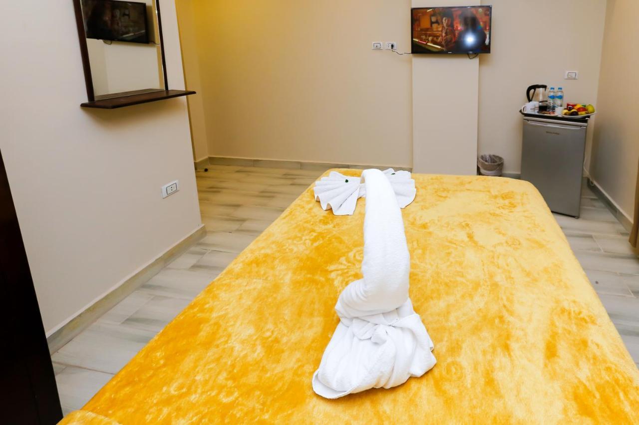 Venus Pyramids - Roof Access W Free Break Fast Guest house Kafrat al Jabal