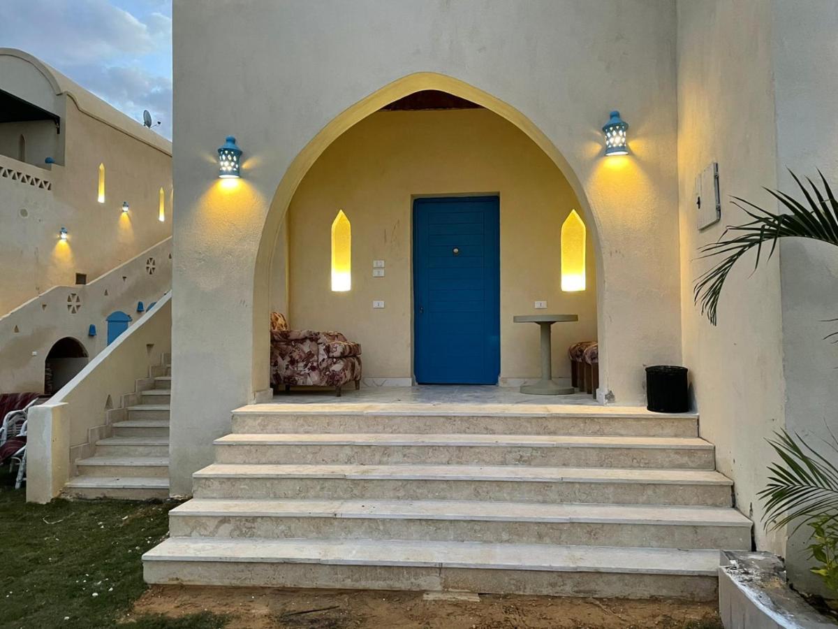 Resort House By Tunisia *