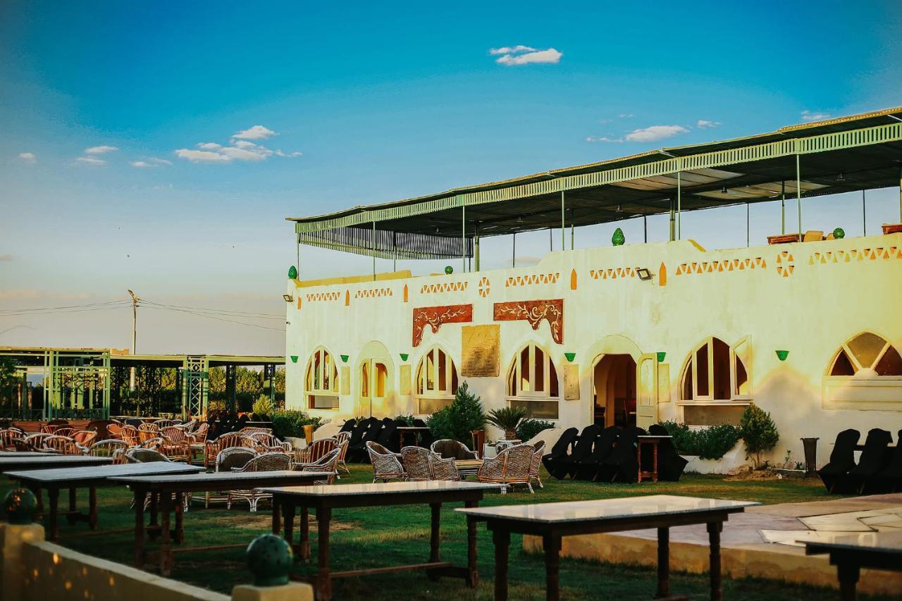 House By Tunisia Resort *