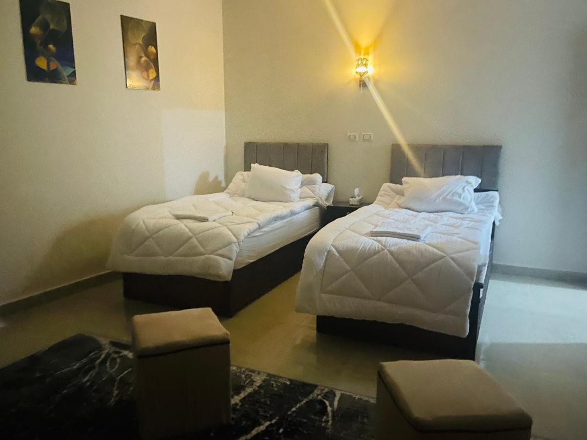 Hotel Golden Mask Pyramids *