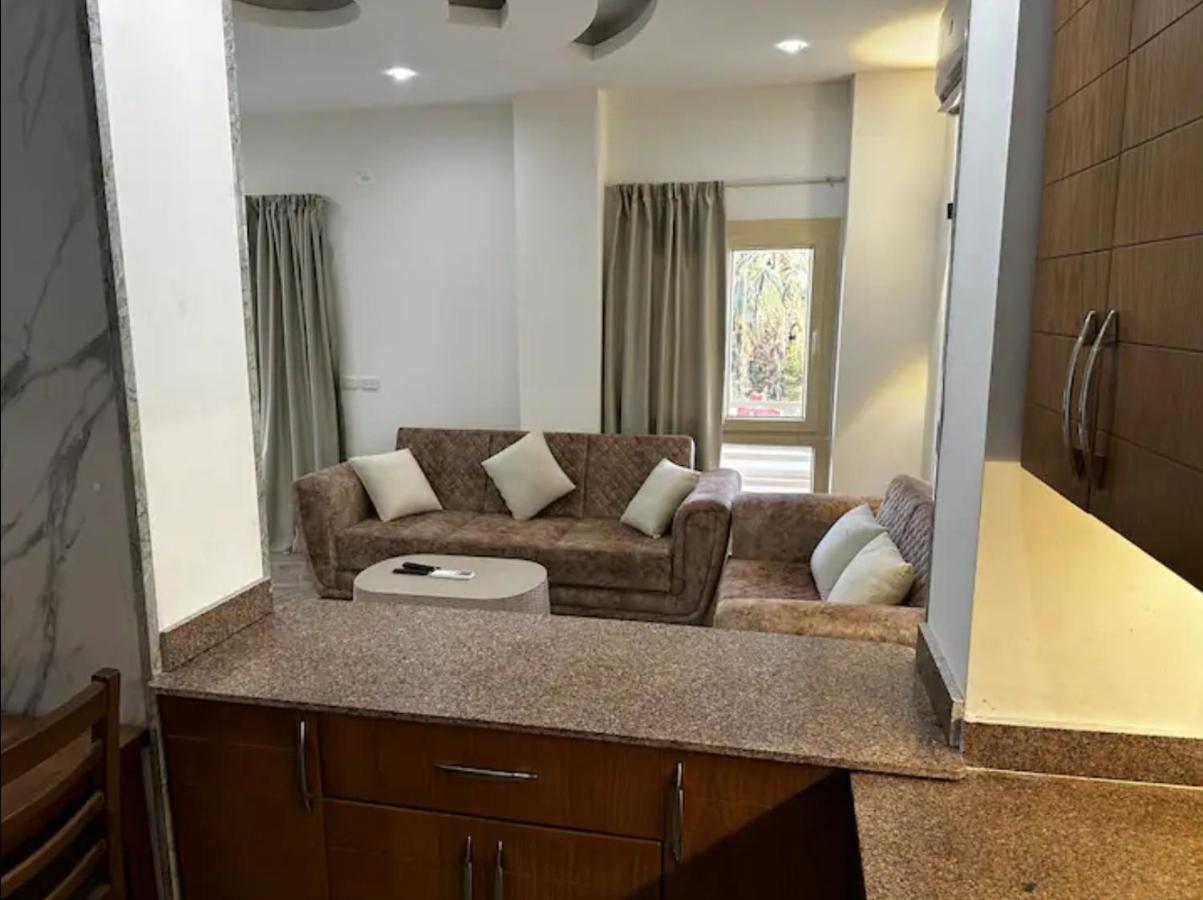 Noura Luxury With Free Pool And Access In Apartment