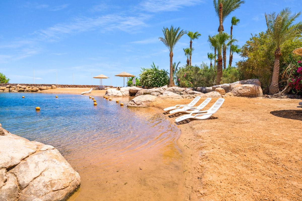 Private One Bedroom Domina Coral Bay Aparthotel