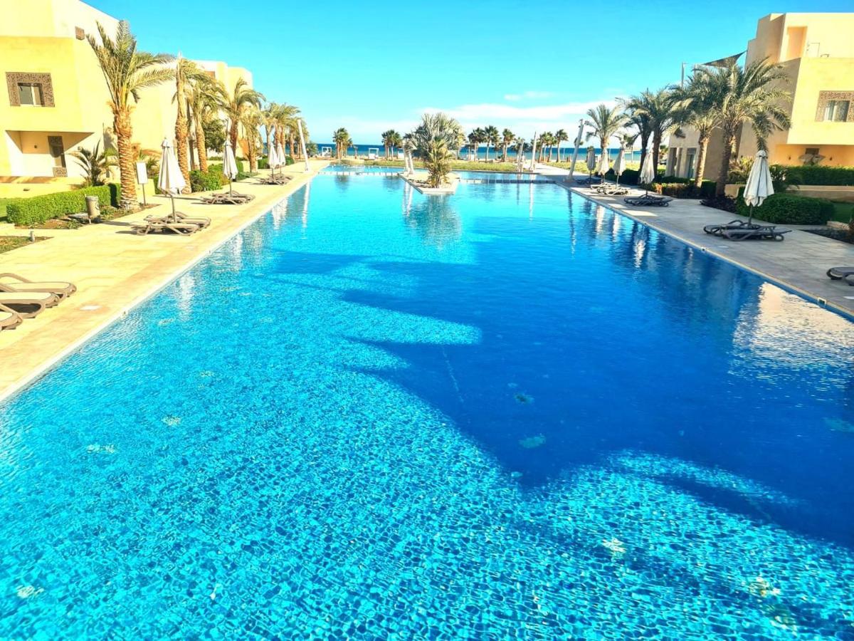 Fabulous Sea View 1 Bedroom & Private Garden To The Pool At Mangroovy Apartament Hurghada