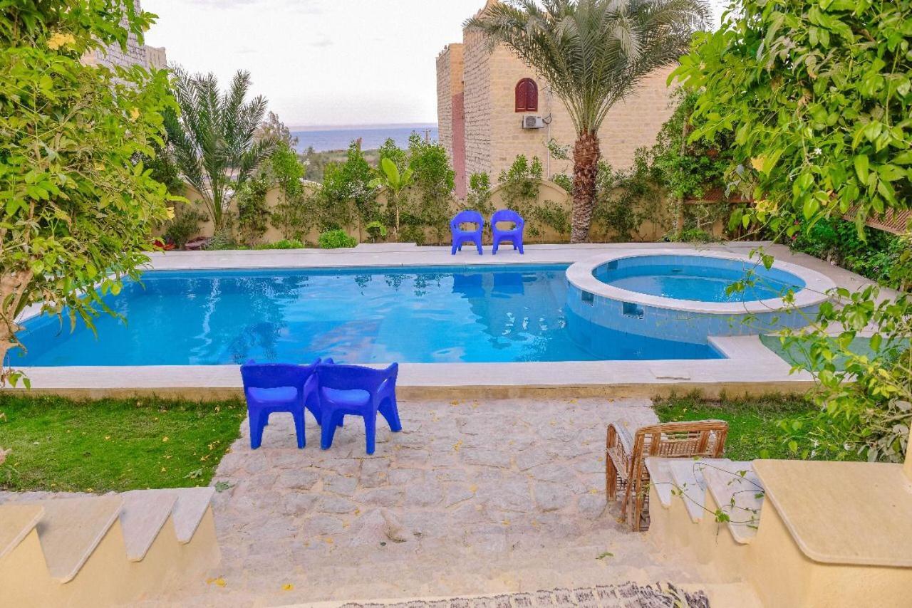 Khan Villa