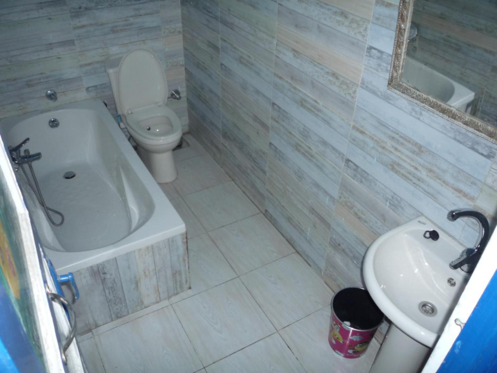 Albergue Bob Marley House Sherief Luxor