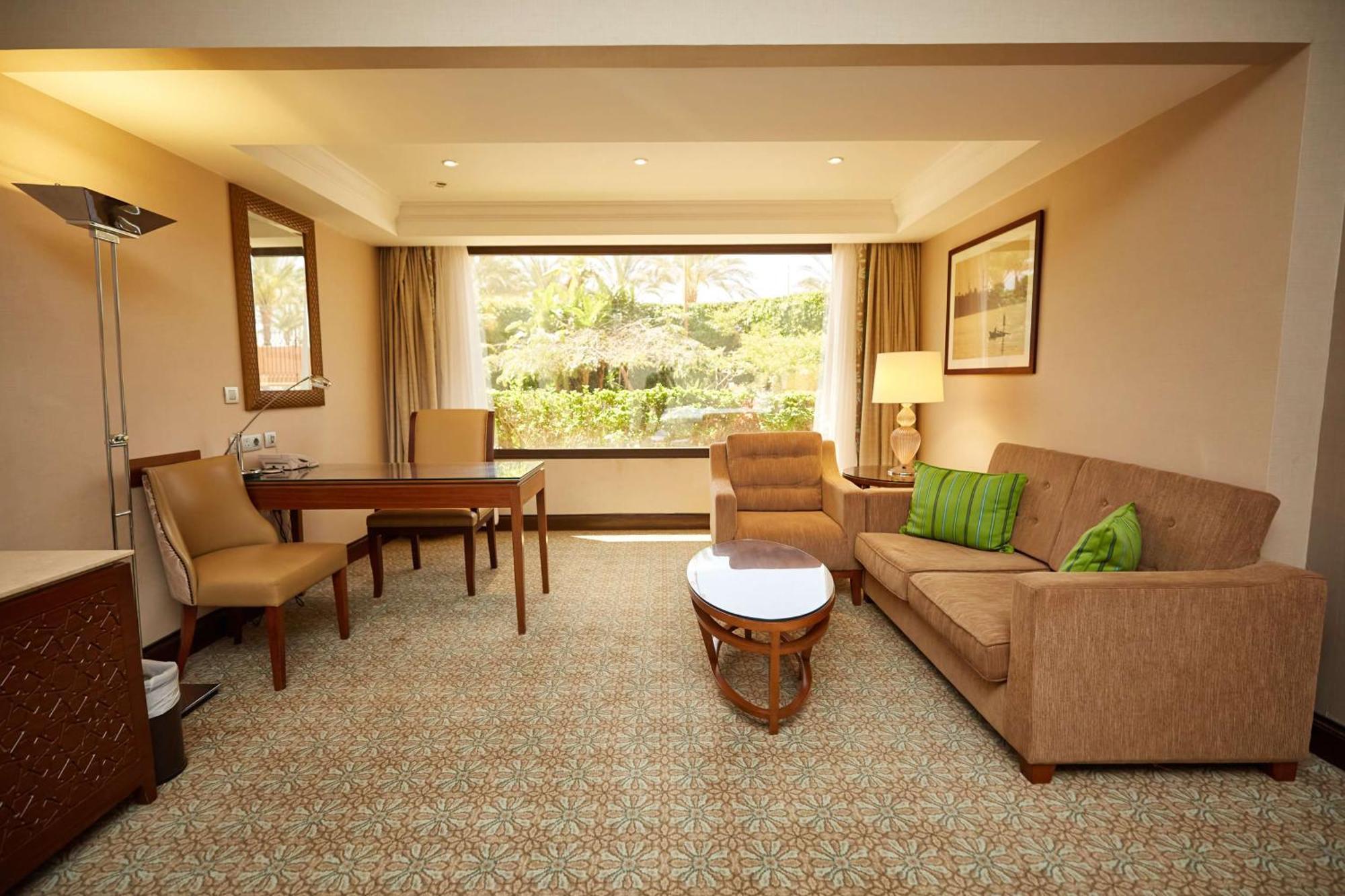 Hilton Alexandria King's Ranch Resort King Mariout