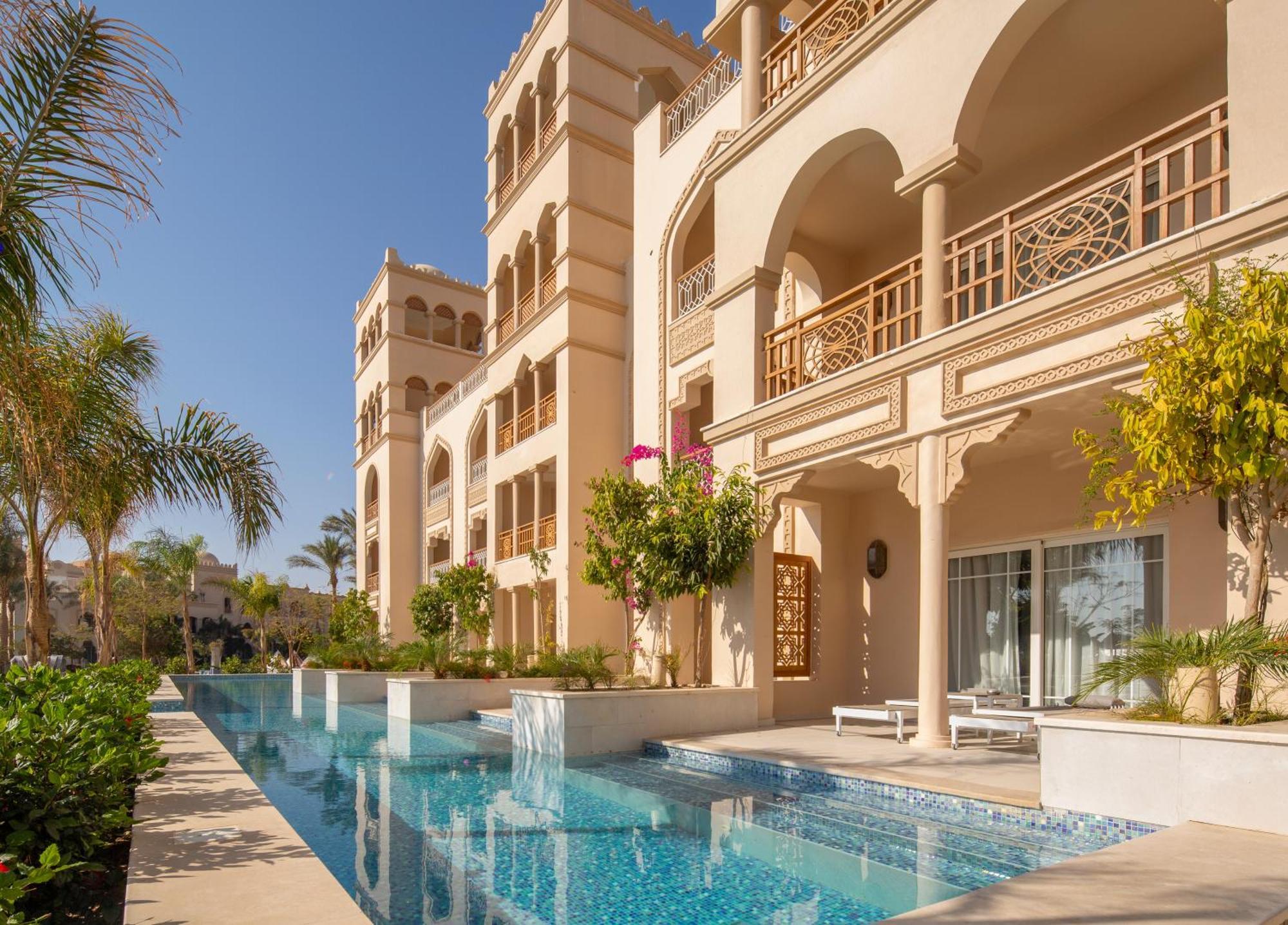 Grand Palace - Couples Only 18 Years (adults Only) 5*