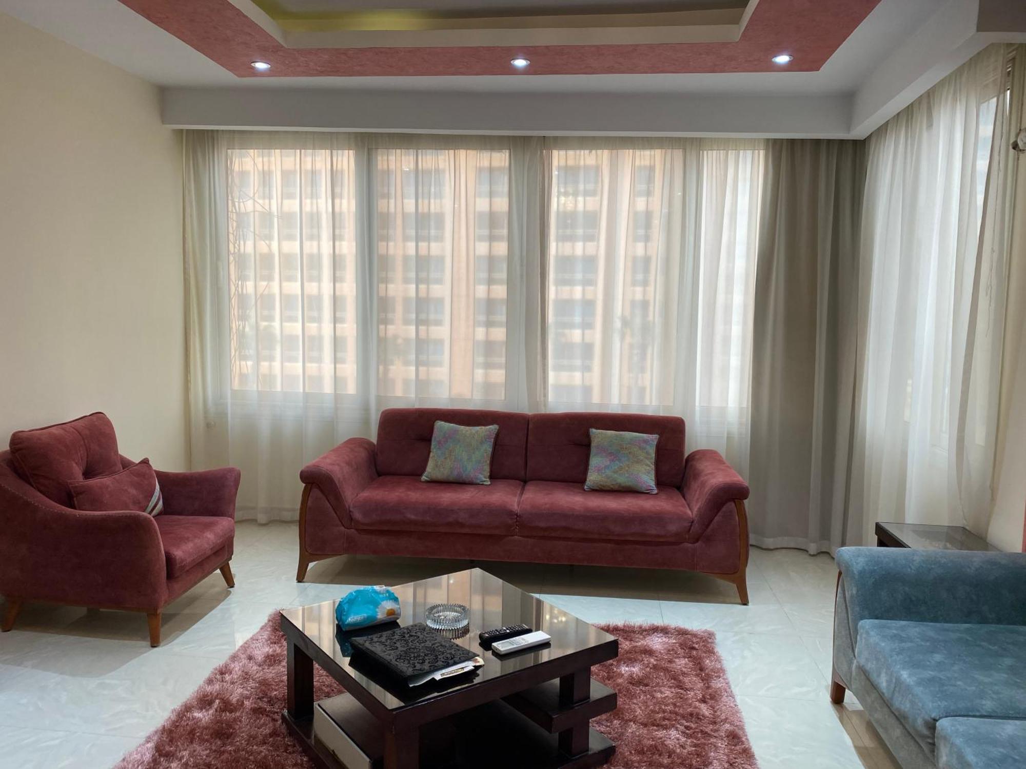 Stars Apt2 * Cairo
