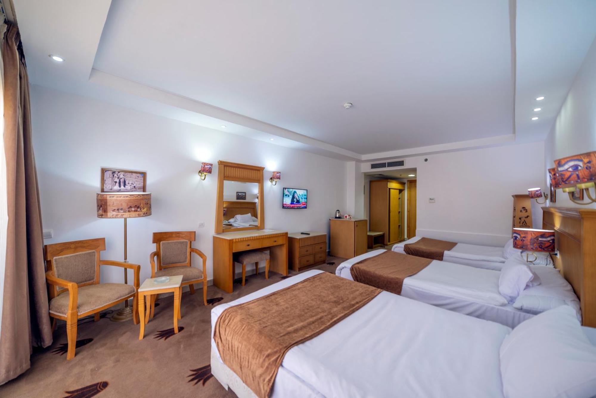 New Regency Pyramids View Hotel 4*