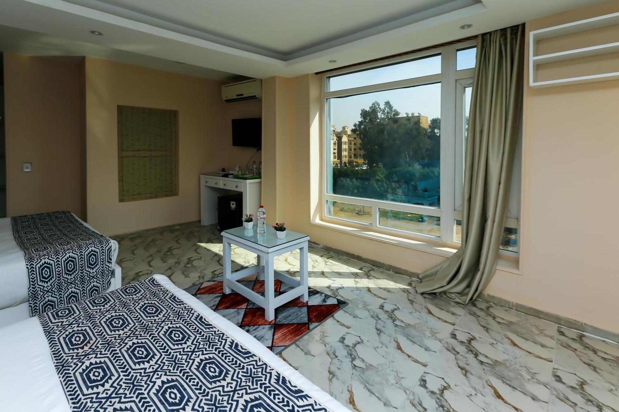 Hotel Turquoise Pyramids & Grand Egyptian Museum View Kafret el-Gabal