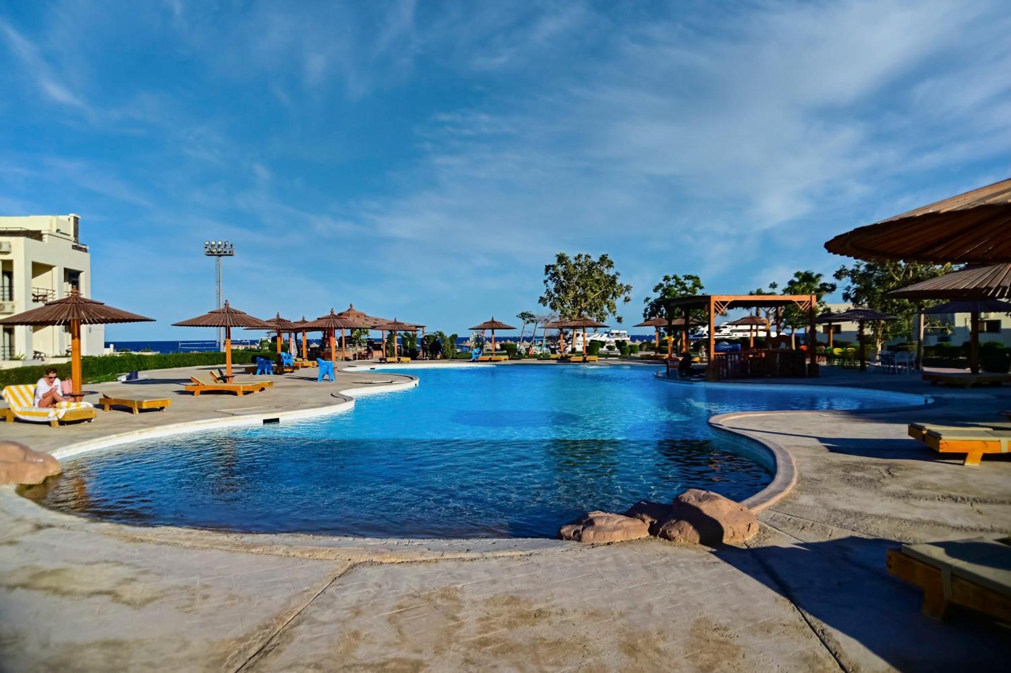 New Eagles Aqua Park 4* Hurghada