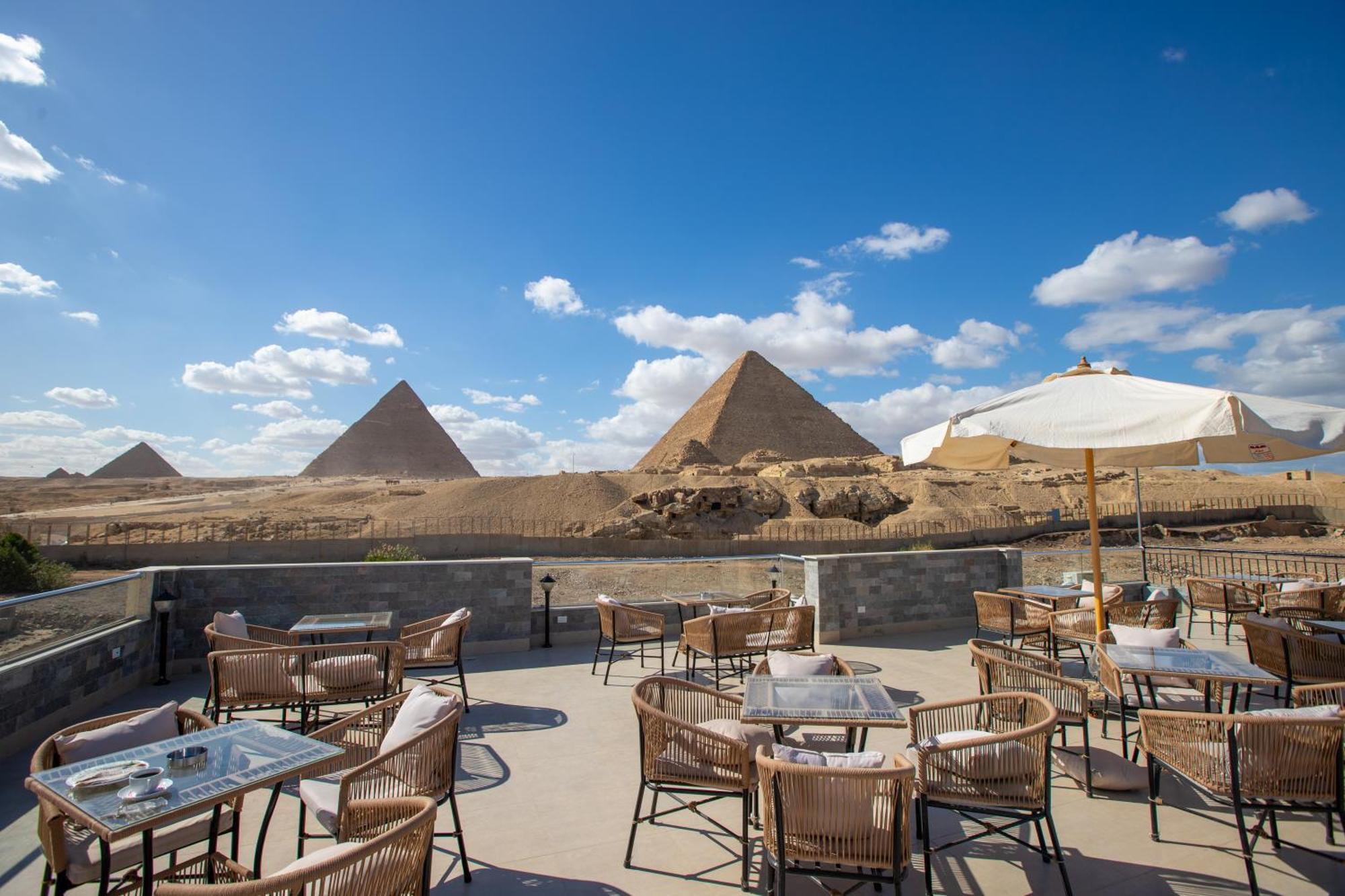 Hotel Soul Pyramids View *