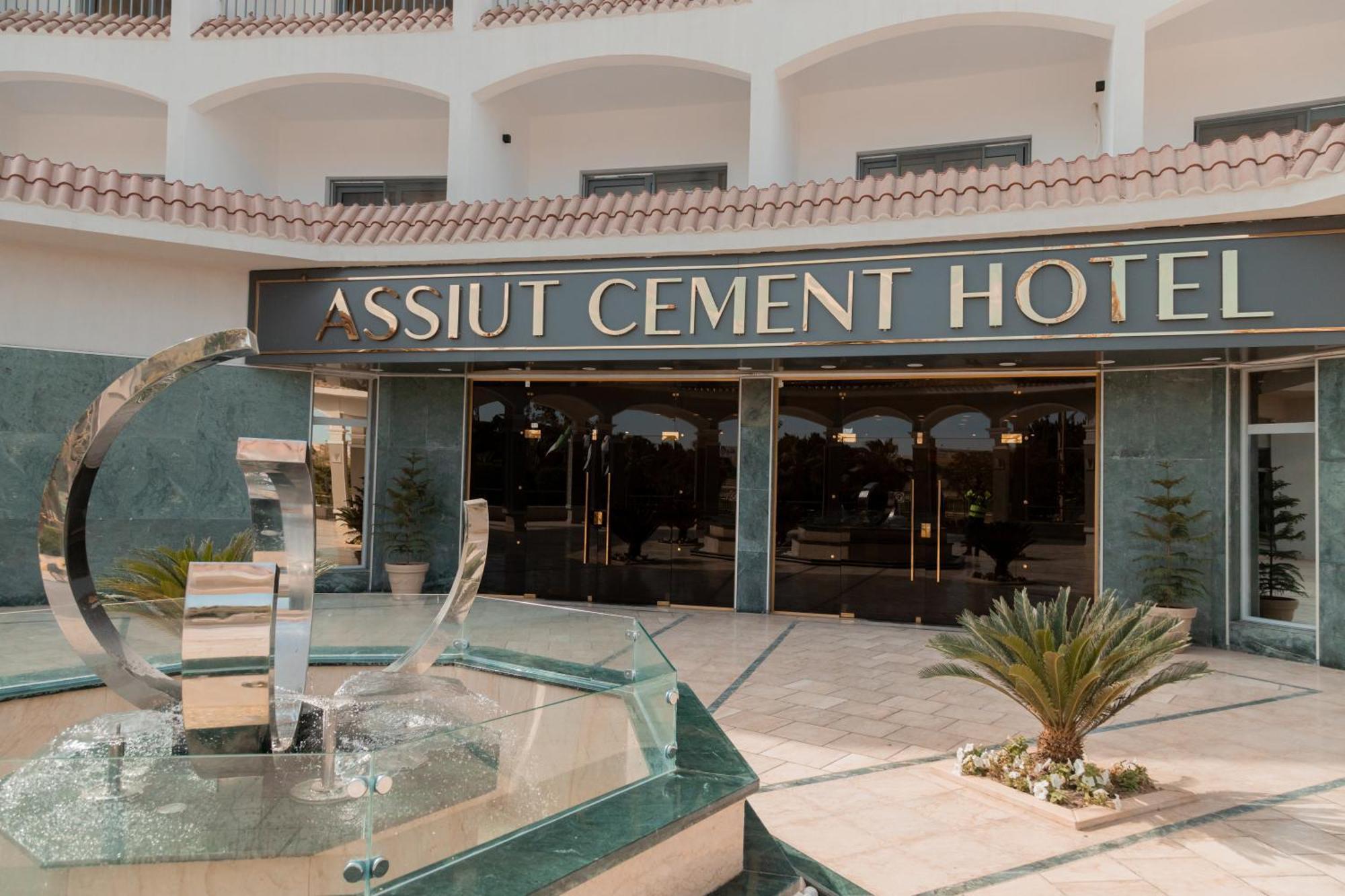 Hotel Cement 3*