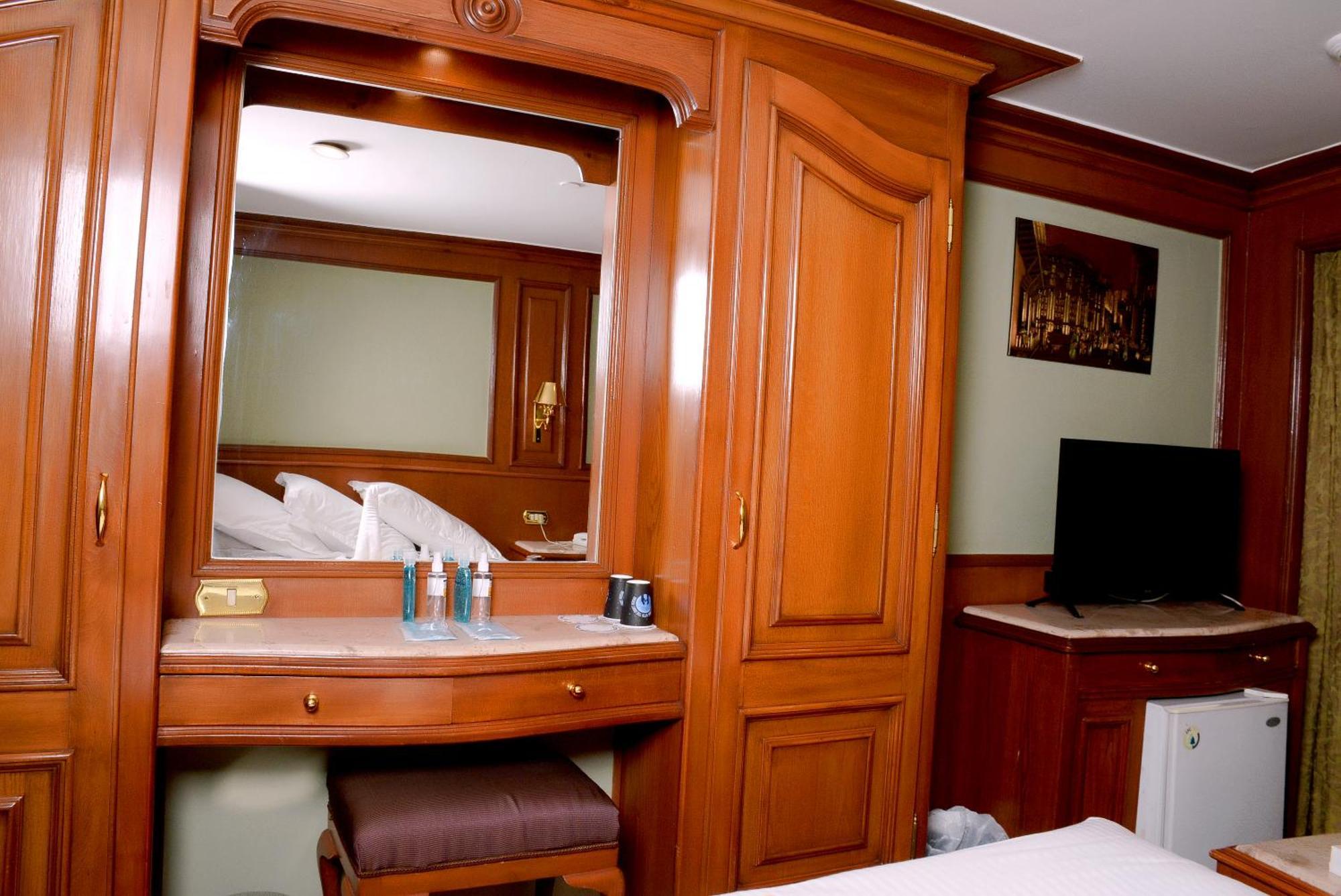 Nile Cruise Luxor 3,4 And 7 Nights Aswan