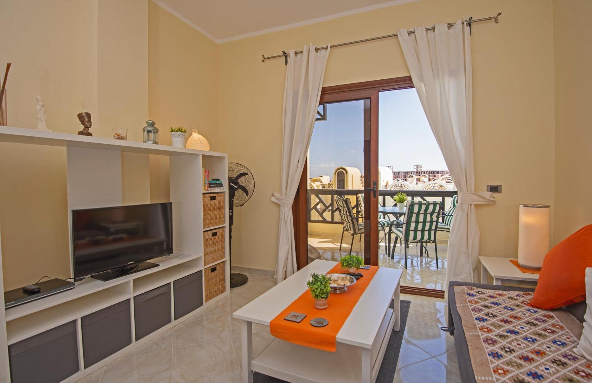 Buki-gravity-homes: Seaview In 5-star Gravity Sahl Hasheesh Apartment *