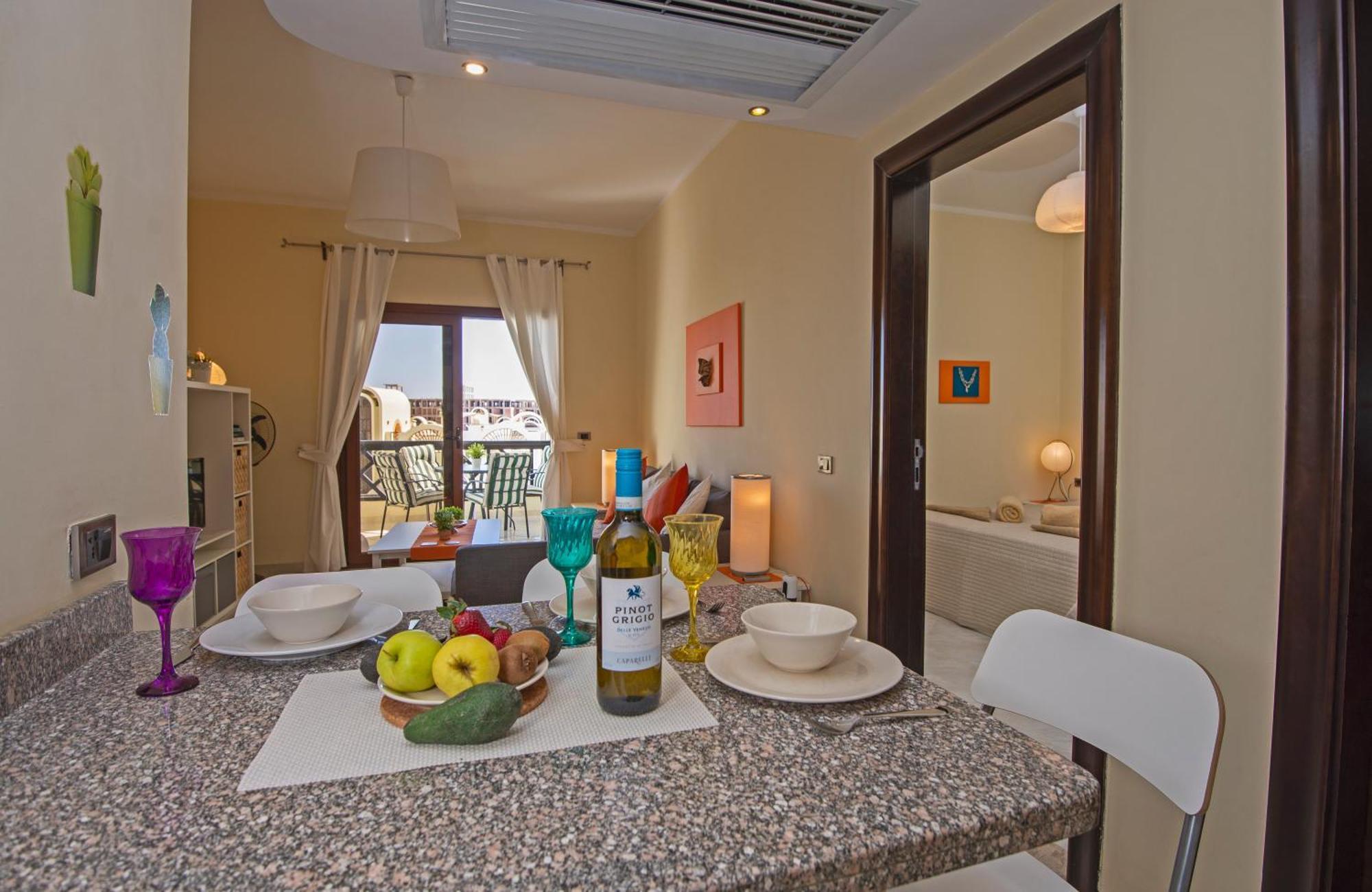Apartment Buki-gravity-homes: Seaview In 5-star Gravity Sahl Hasheesh