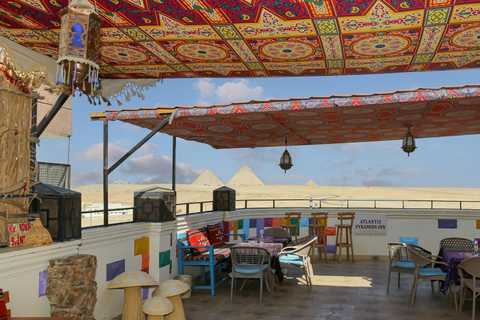 Atlantis Pyramids New Oda ve Kahvaltı