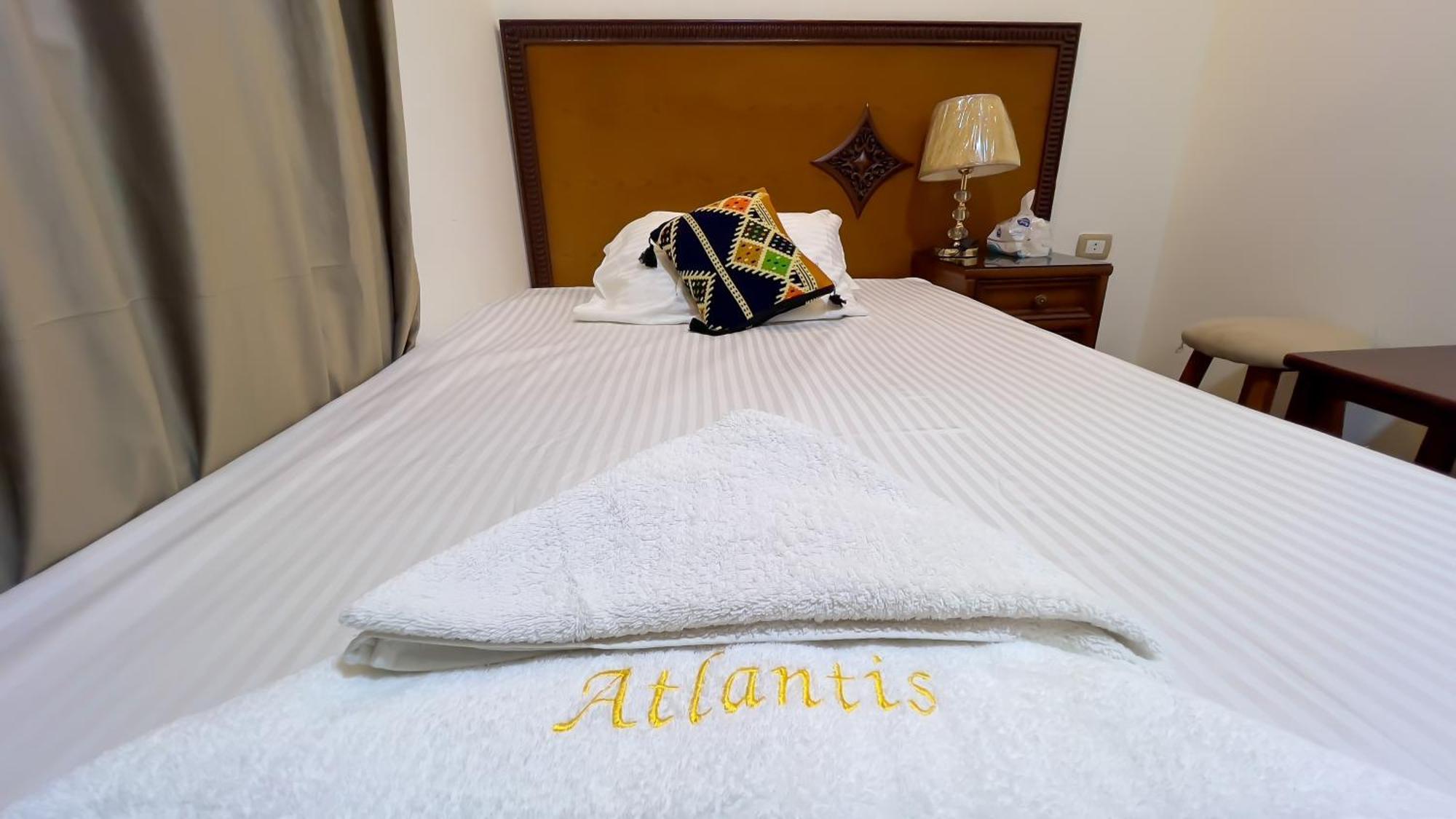 Atlantis Pyramids New Giza