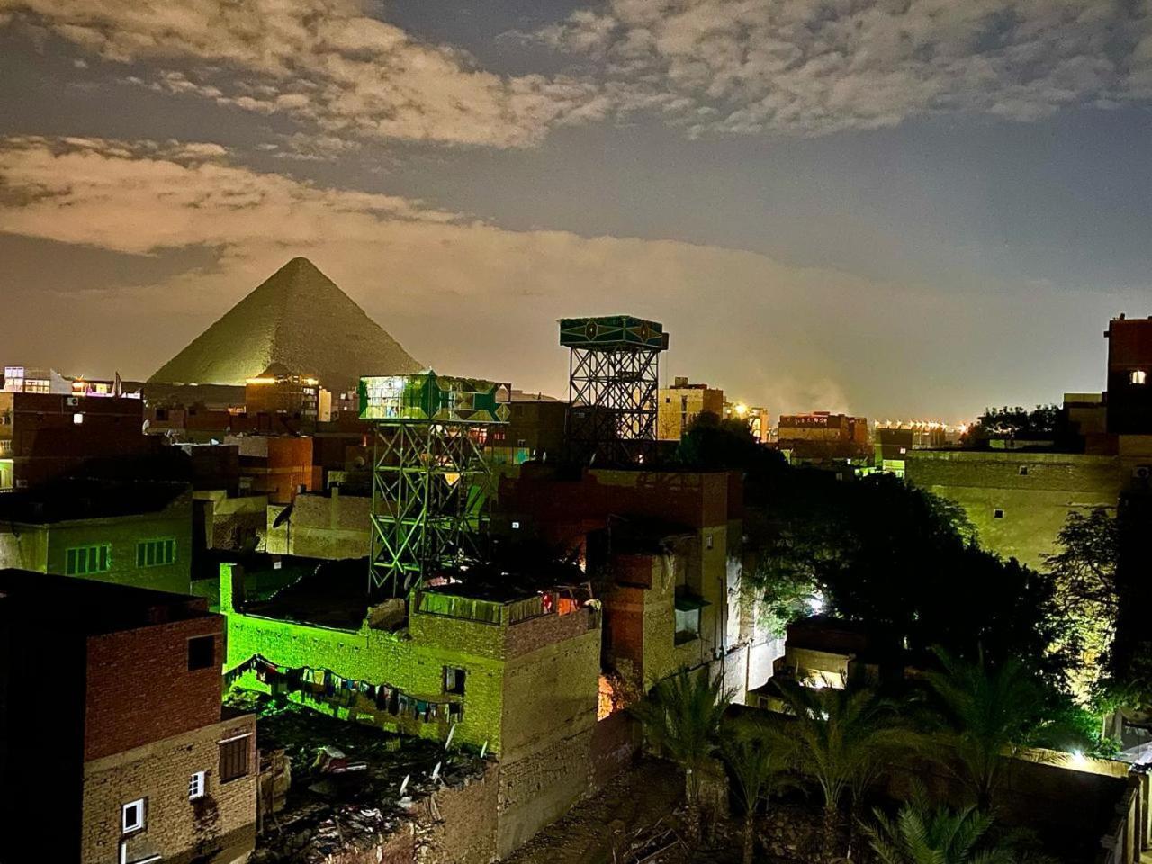 Merit Pyramids View Pansiyon Kahire
