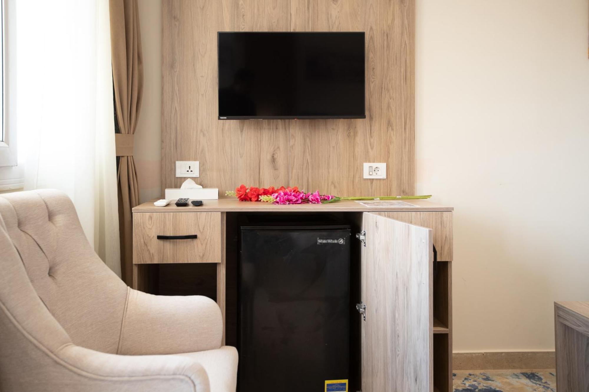 Soul Pyramids View Hotel Kafrat al Jabal