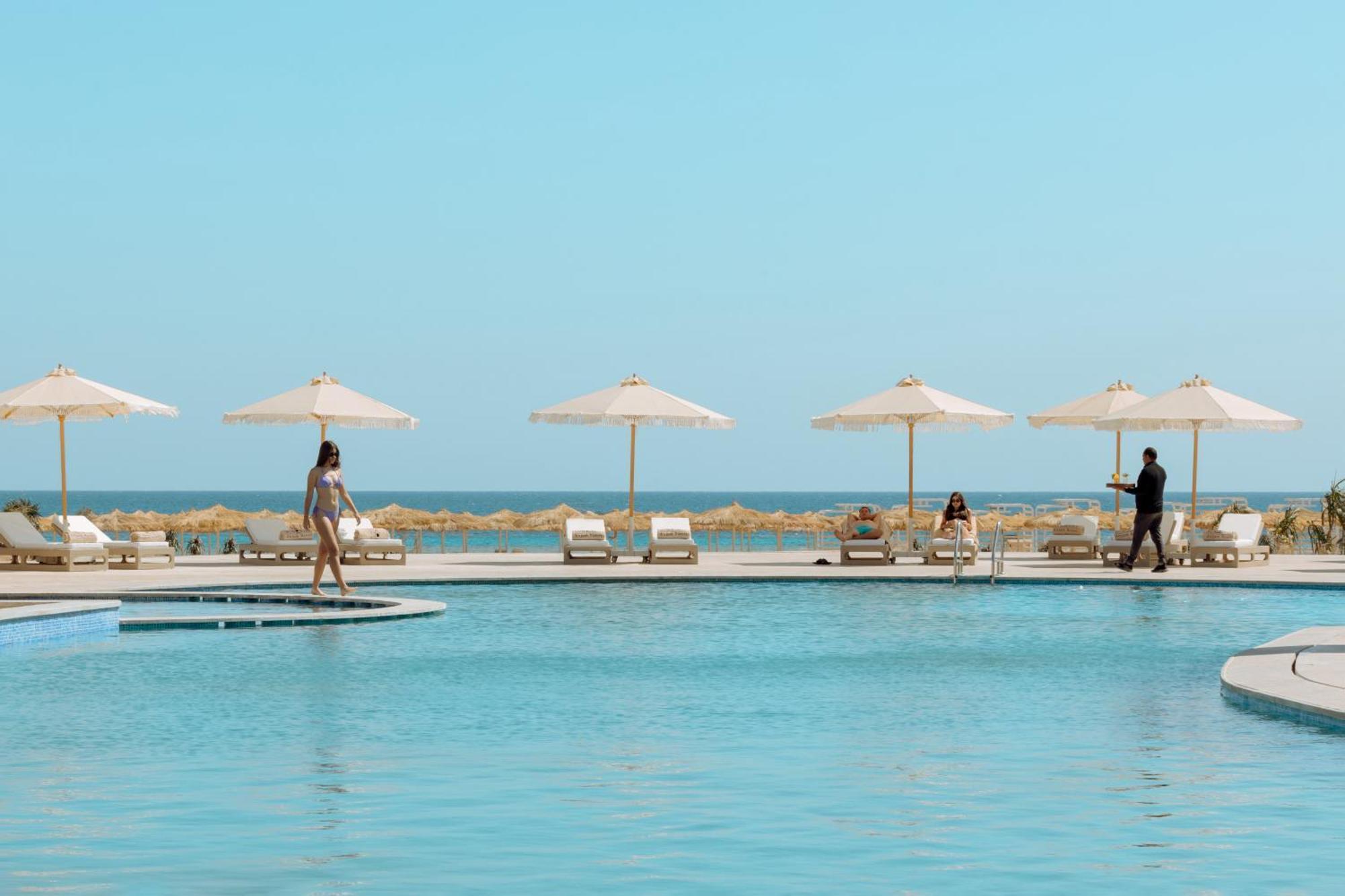 Resort Sunrise Anjum