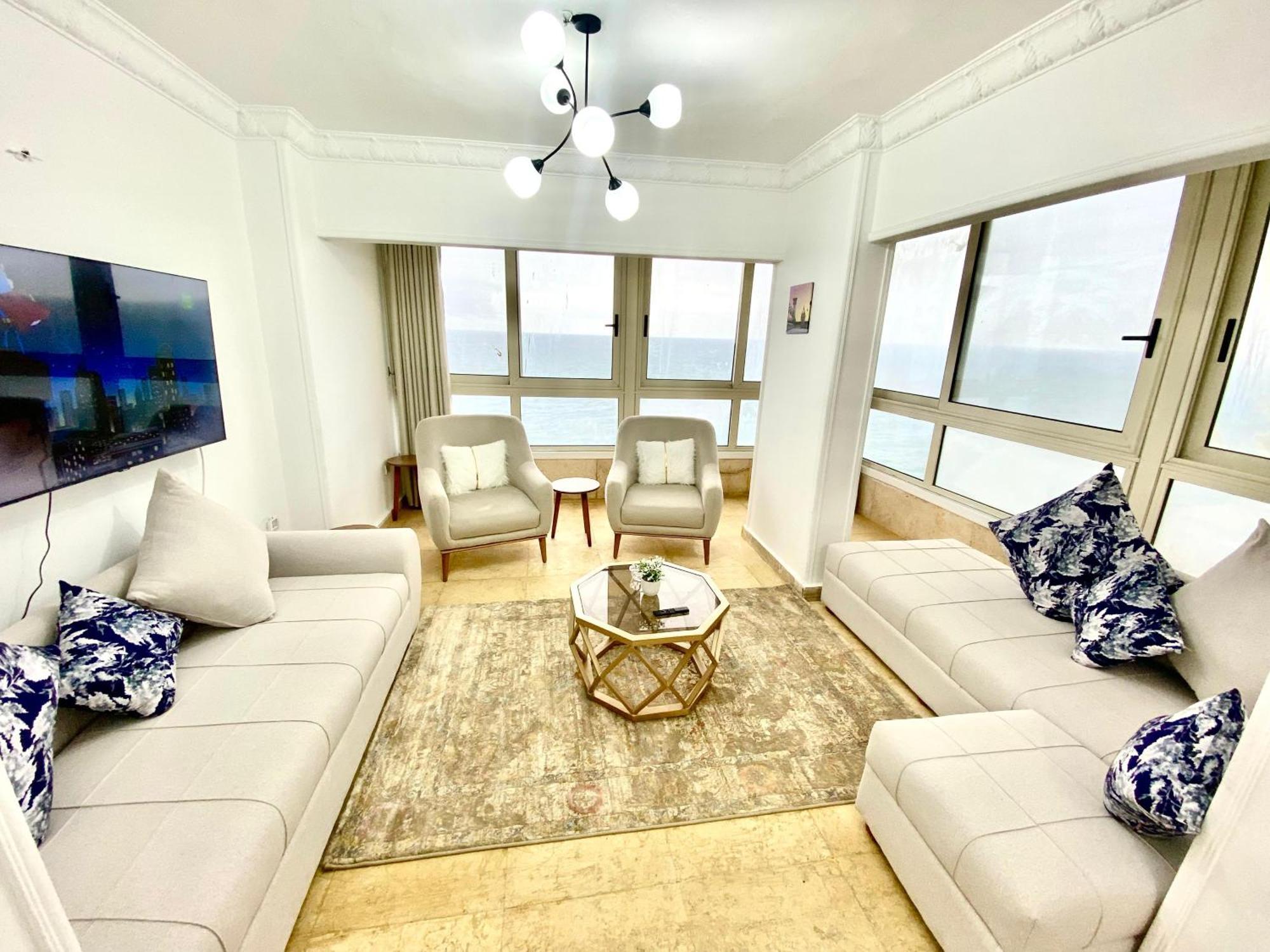 Luxury Stanley Direct Sea View Daire