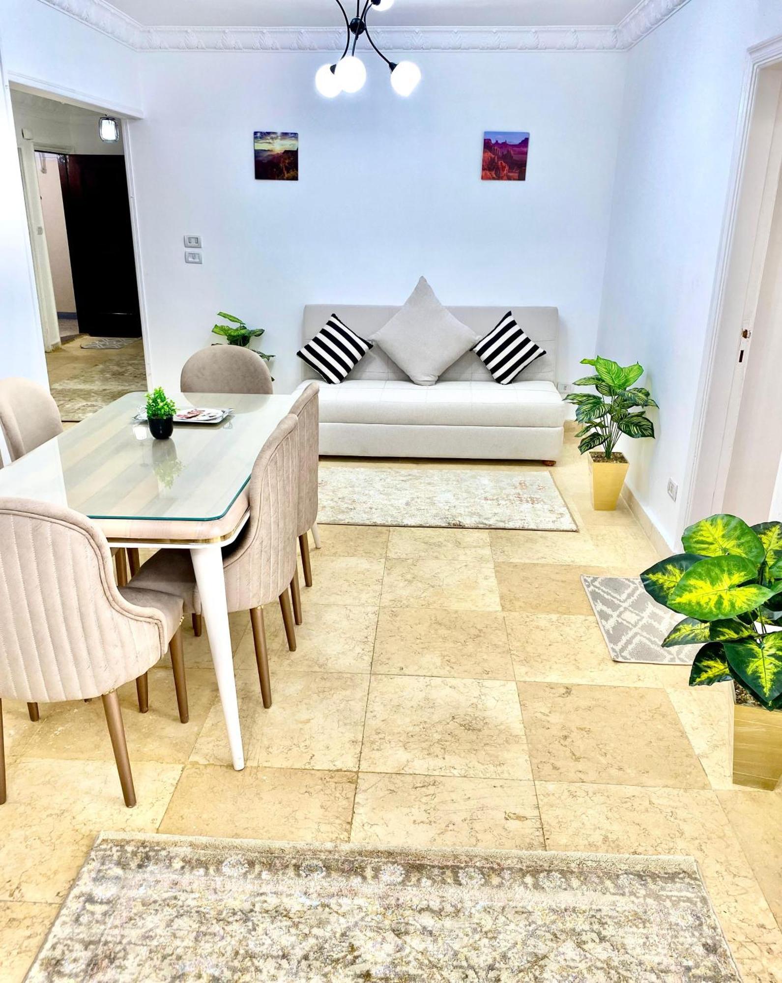 Daire Luxury Stanley Direct Sea View