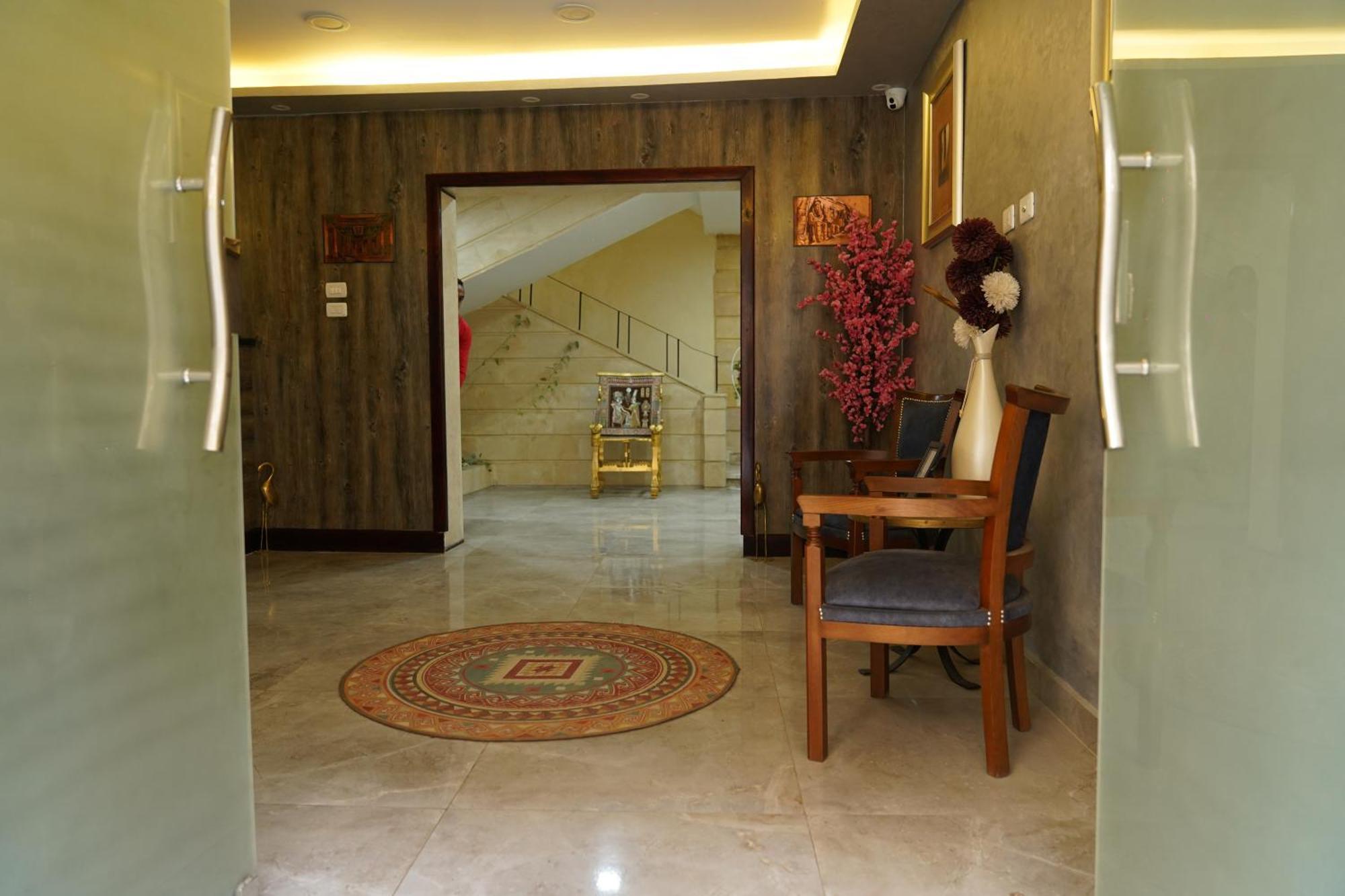 Otel Pyramids