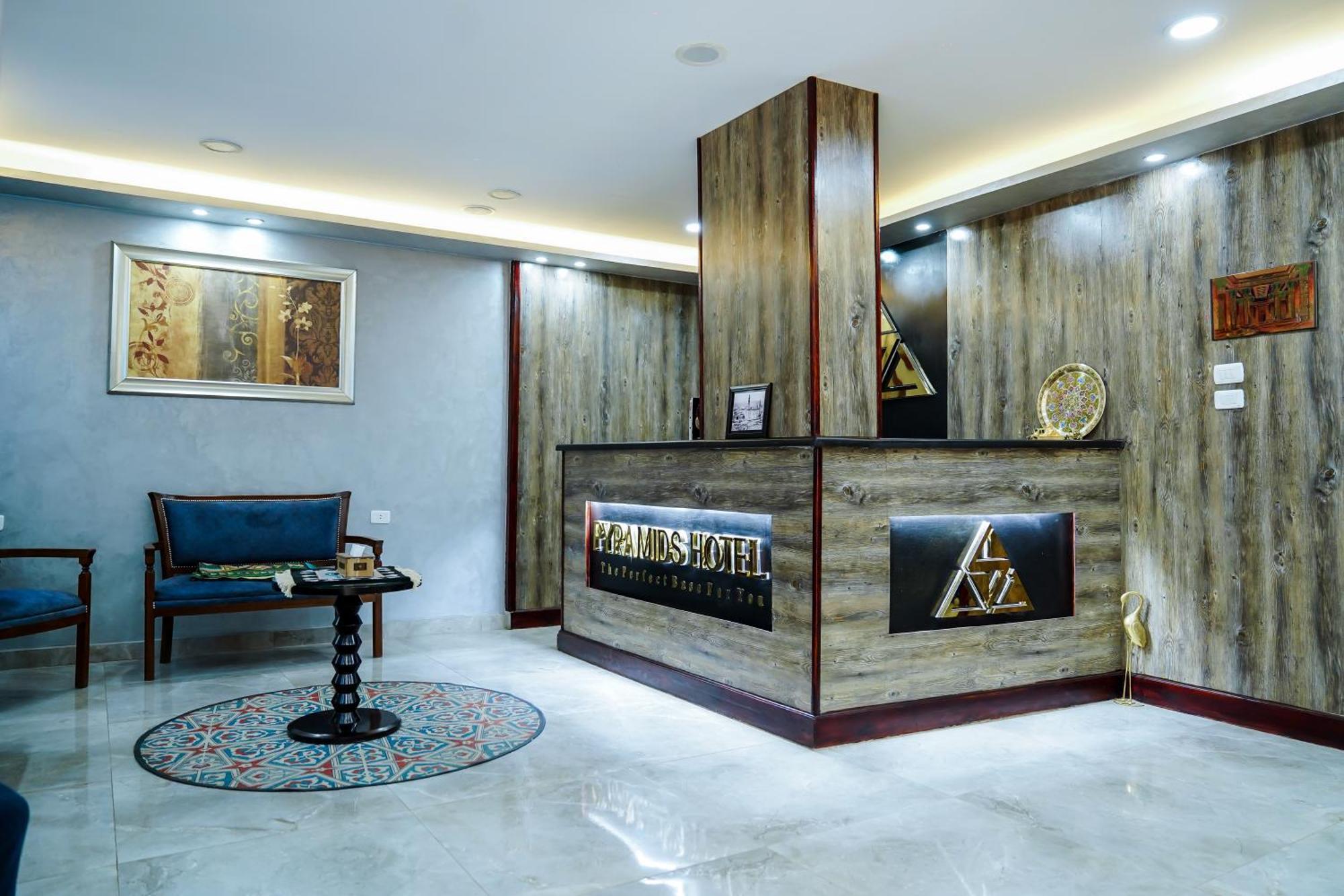 Pyramids Otel 4*