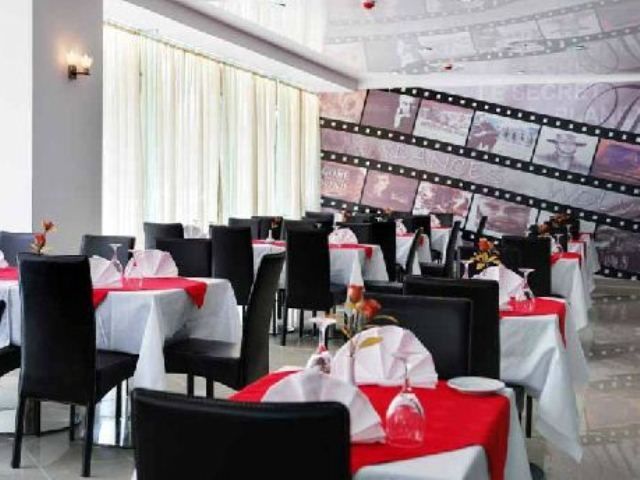 Elysees Aparthotel