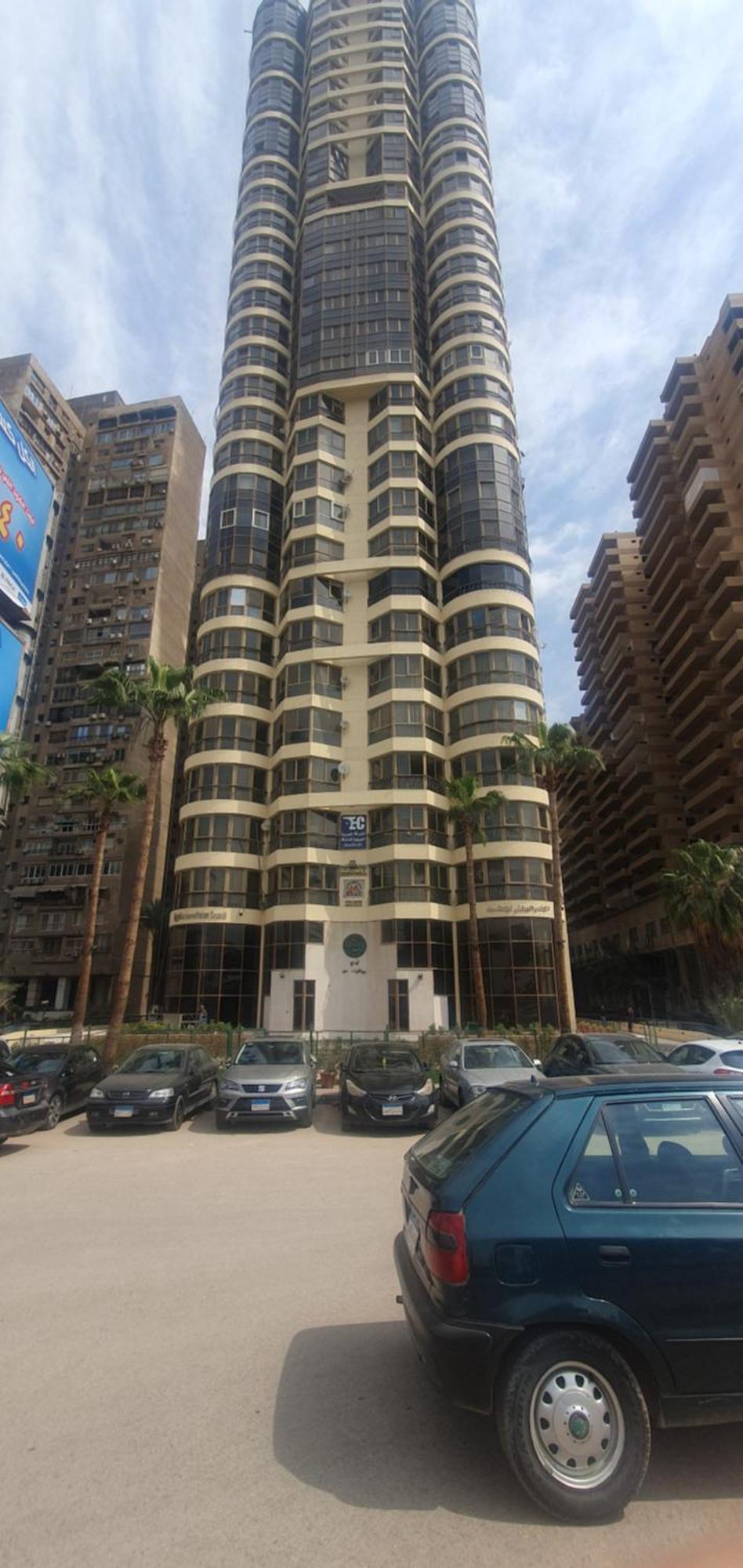 Grand Bayan & At Nile Plaza Hotel 2*
