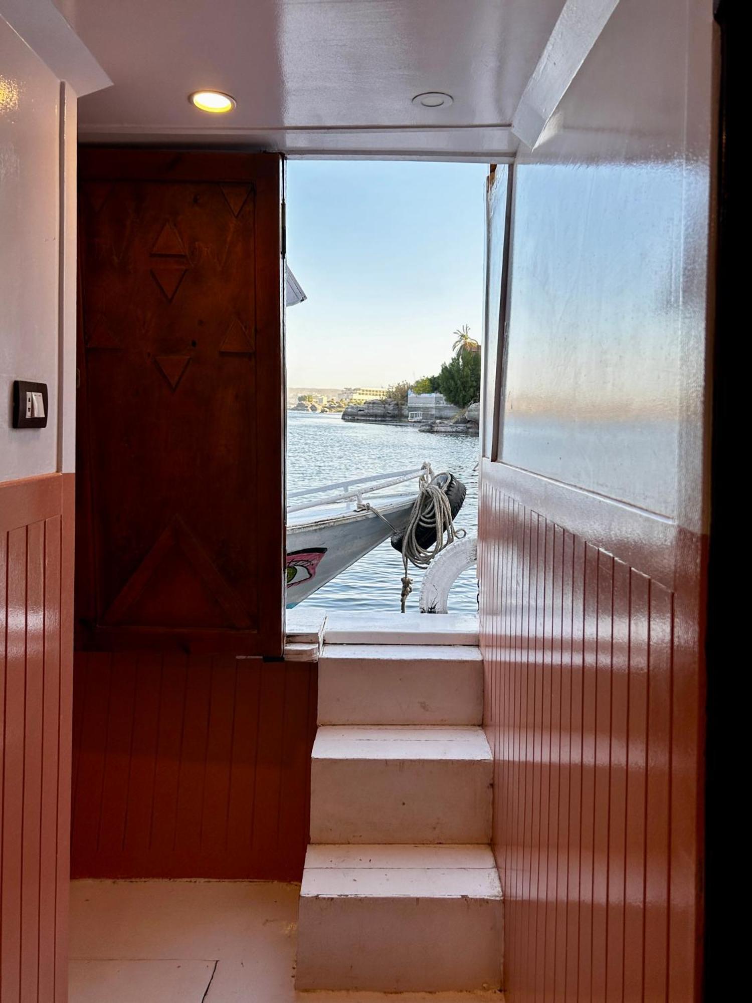 Houseboat And Nile Cruises Zainoba Assuan