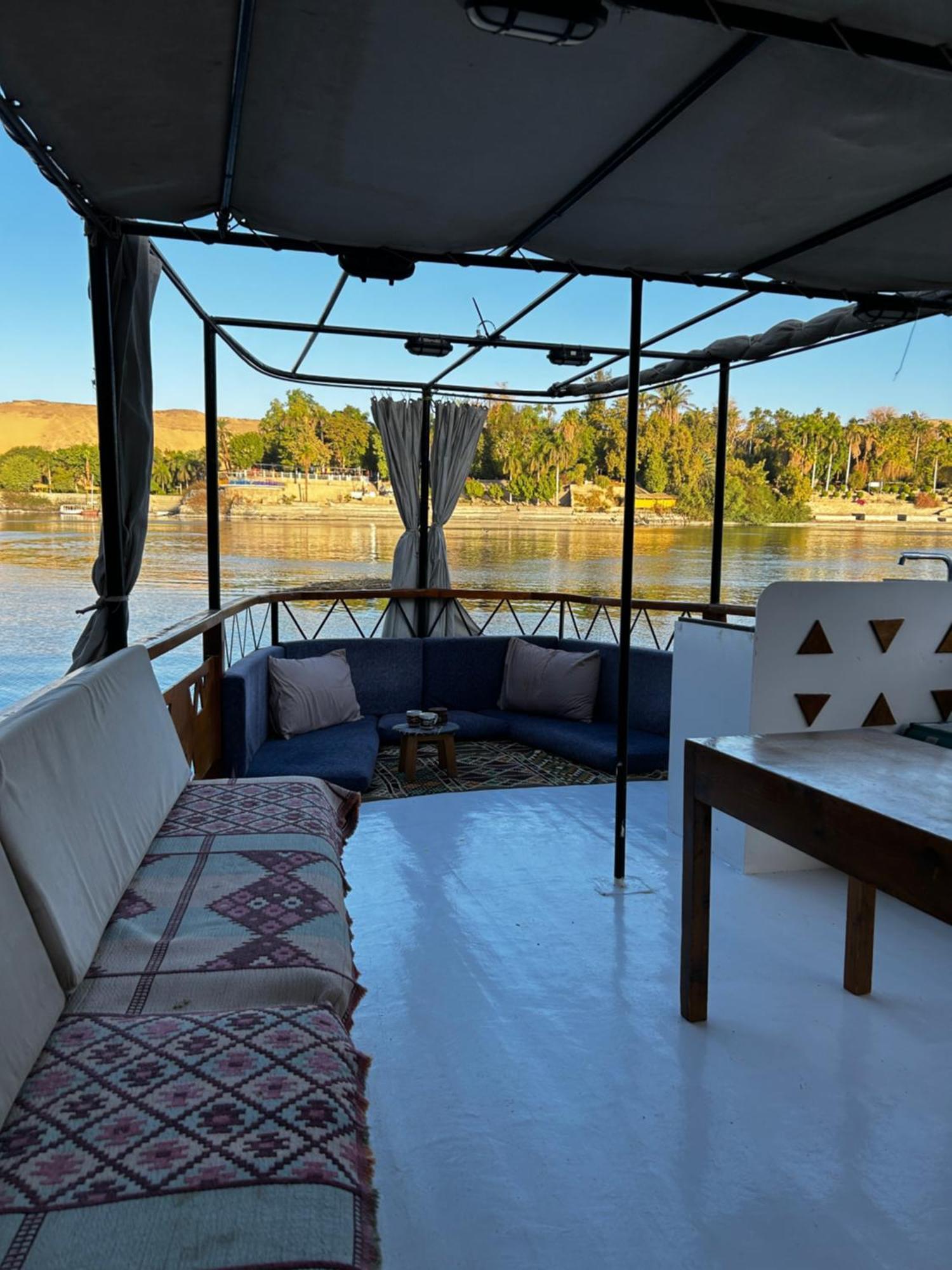 Houseboat And Nile Cruises Zainoba