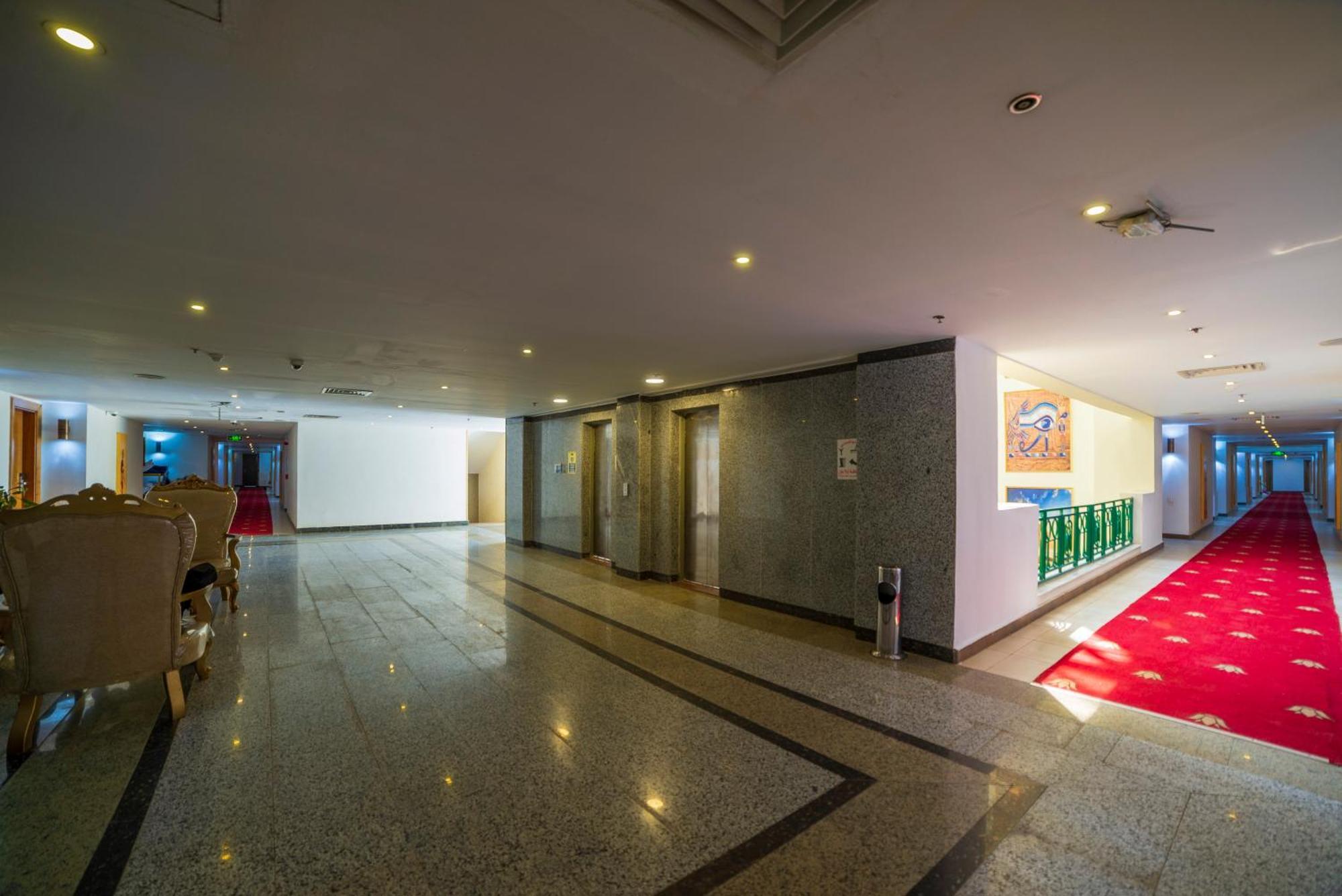 Regency Pyramids 4* Kafrat al Jabal