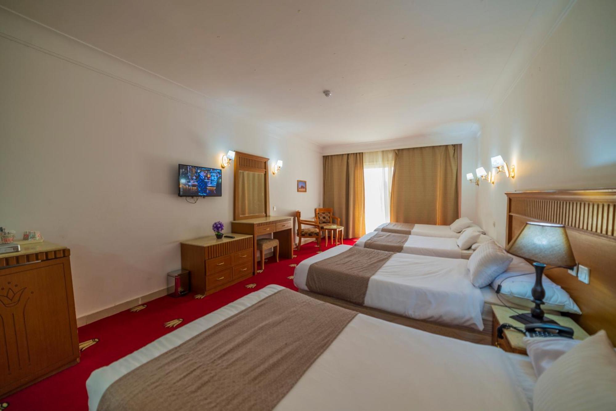 New Regency Pyramids View 4*