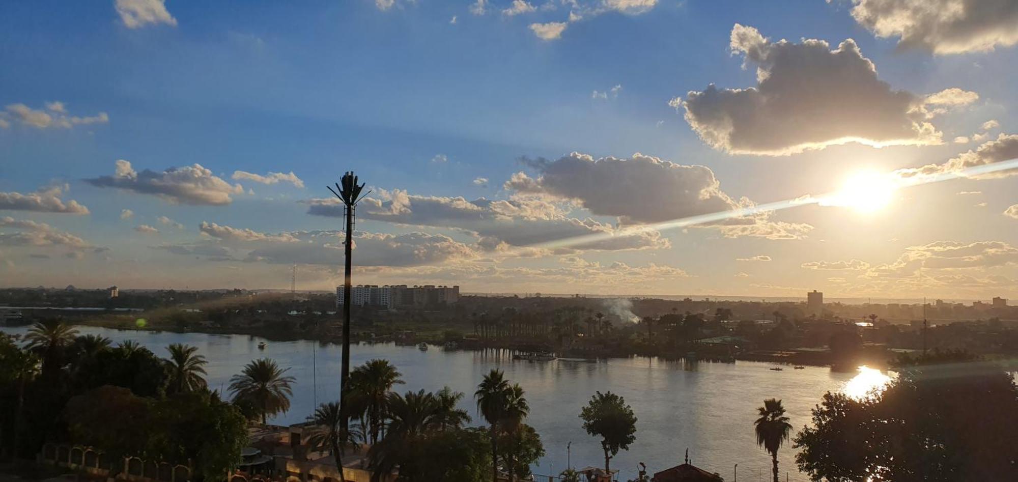 Grand Bayan & At Nile Plaza