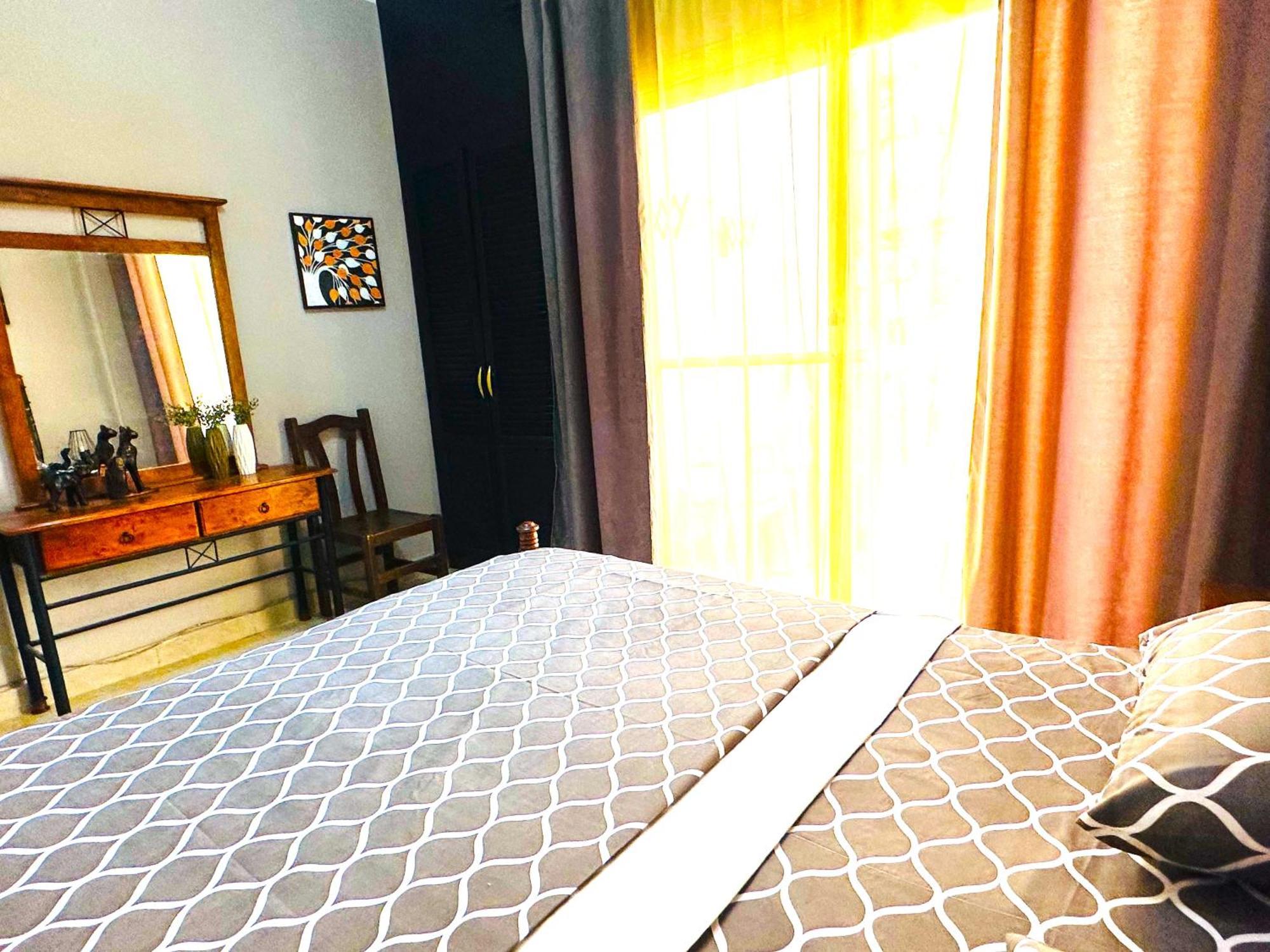 Apartment Zebra Center