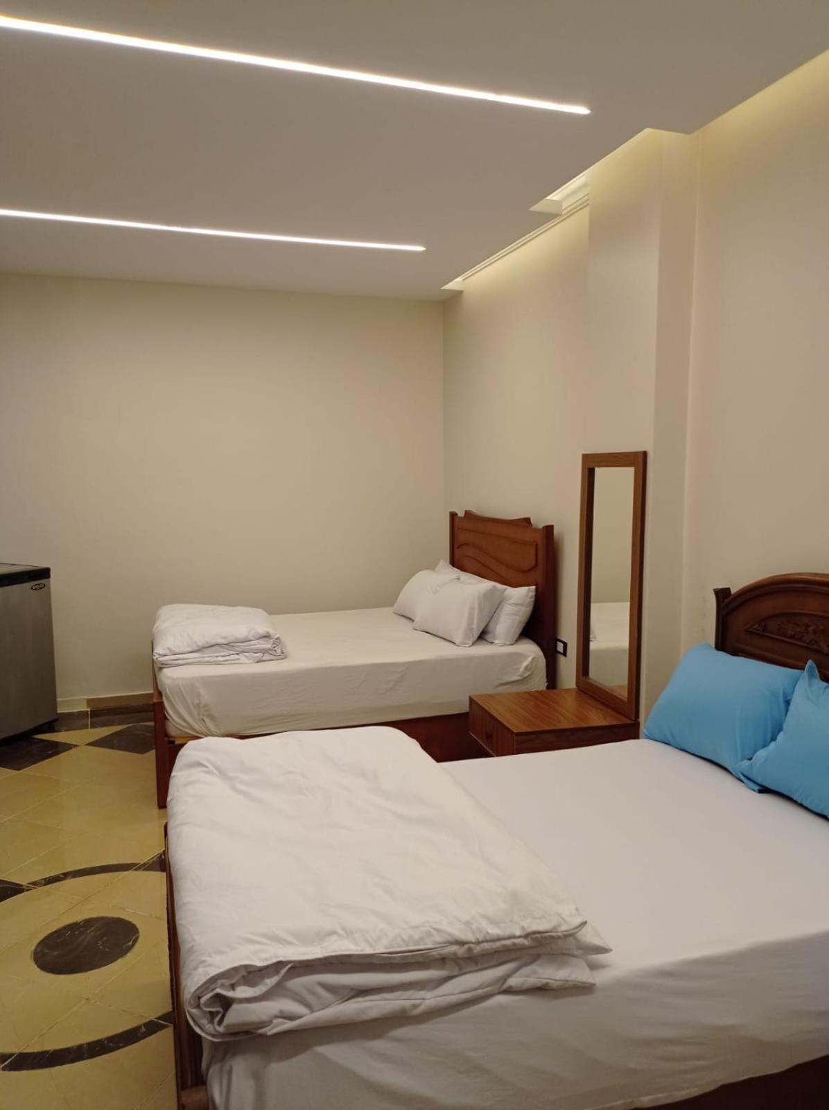 Inn Royal Pyramids